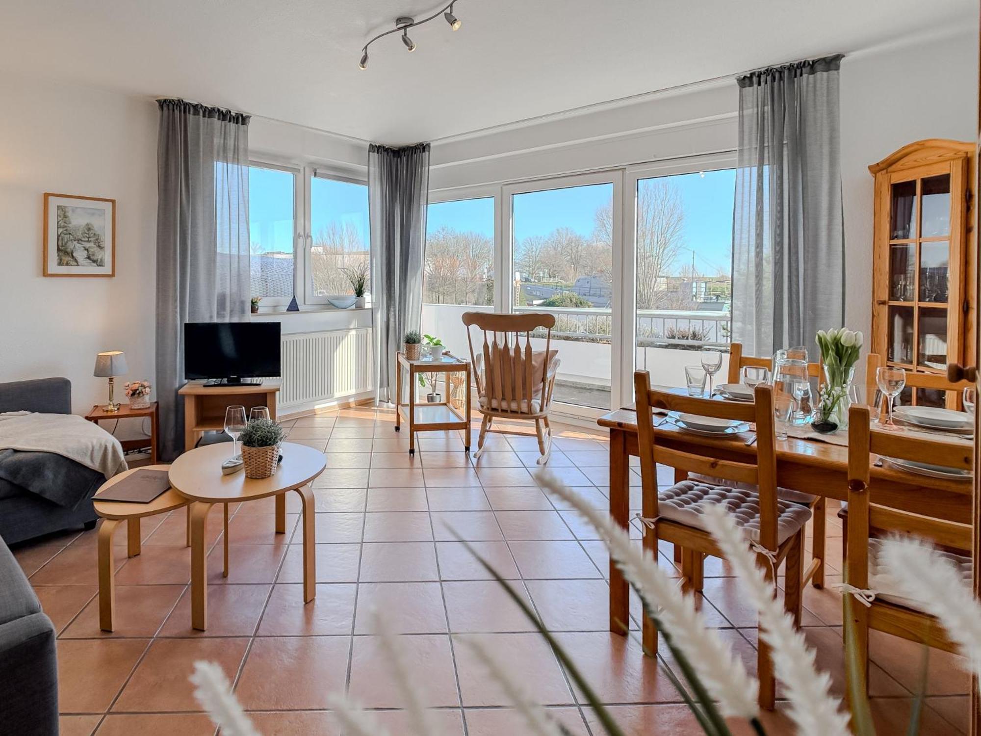 Fewo Jadekieker Mit Balkon - Horumersiel Exterior photo